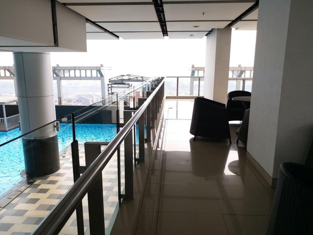 Apartment Cosmo Terrace Джакарта Экстерьер фото